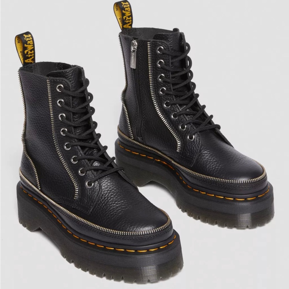 JADON BOOT ALTERNATIVE BLACK LEATHER PLATFORMS Size 8